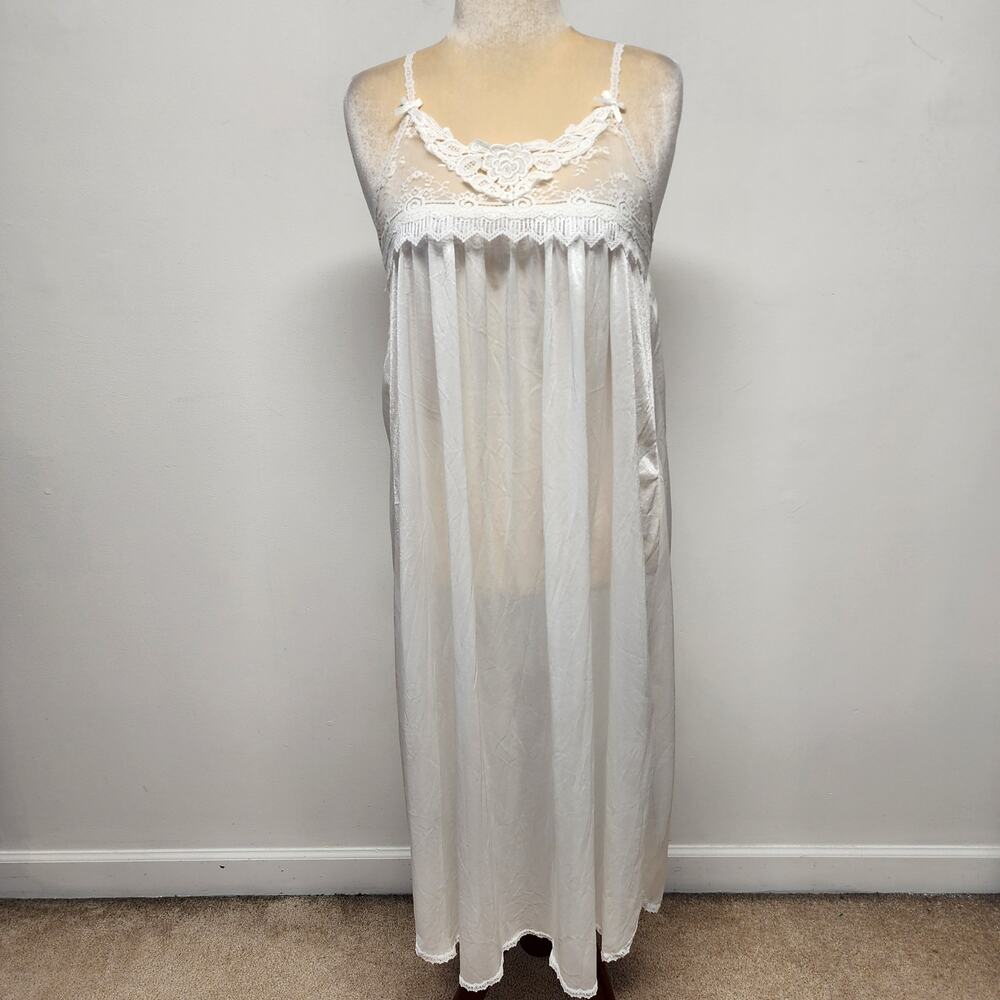 Vintage Ashley Taylor Nightgown Slip Size M White Lace V-neck Prairie Granny